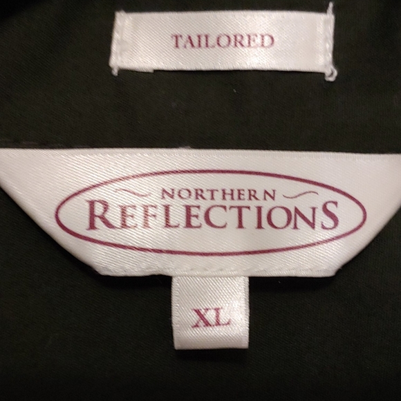 Safari-style Khaki dark green short sleeved blouse - Picture 2 of 5